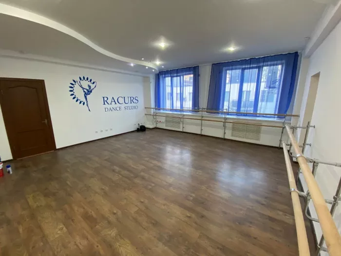 Школа танцев "Racurs dance studio"