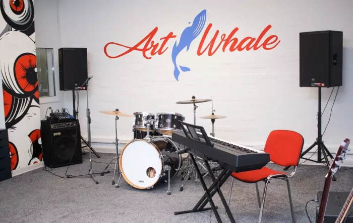 Музыкальная школа для взрослых и детей "ArtWhale".