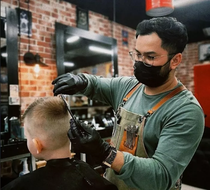Барбершоп "AMIGOS Barbershop".