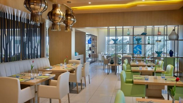 Отель "Habtoor Grand Resort, Autograph Collection"5*