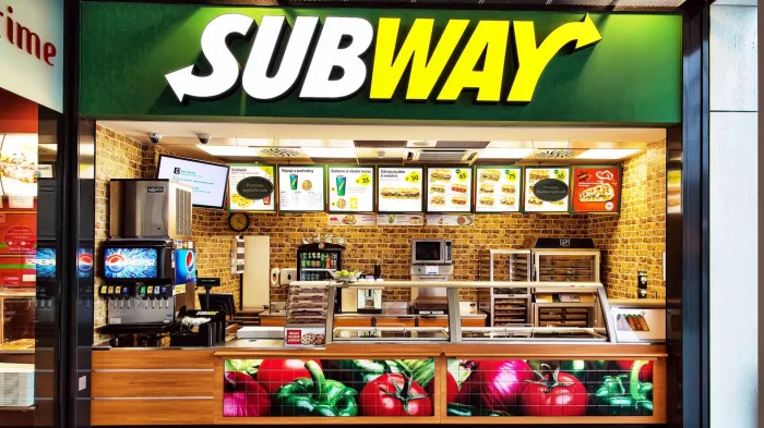 Сеть ресторанов быстрого питания "Subway".
