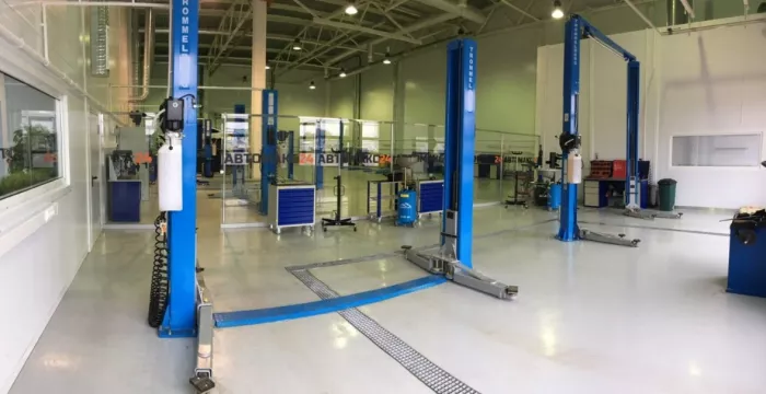 Автокомплекс "Автомакс".