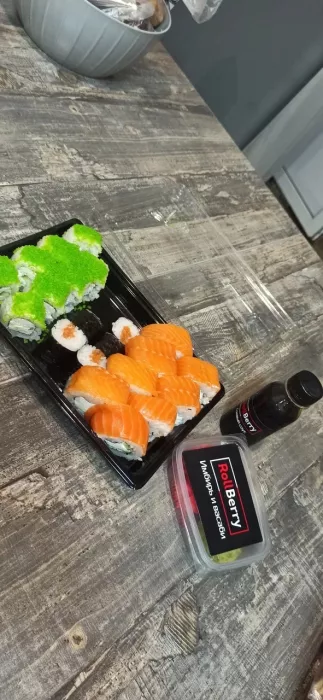Кафе "RollBerry".