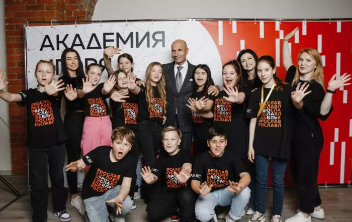 Курсы вокала "Академия Игоря Крутого".