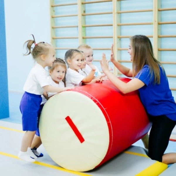 Детский гимнастический центр "Gymkids" на Симиренко