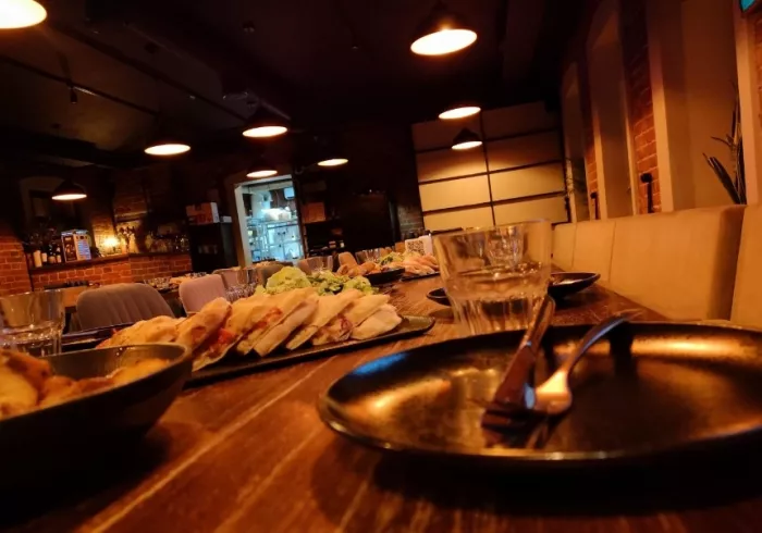 Городское кафе "BBQ Kitchen".