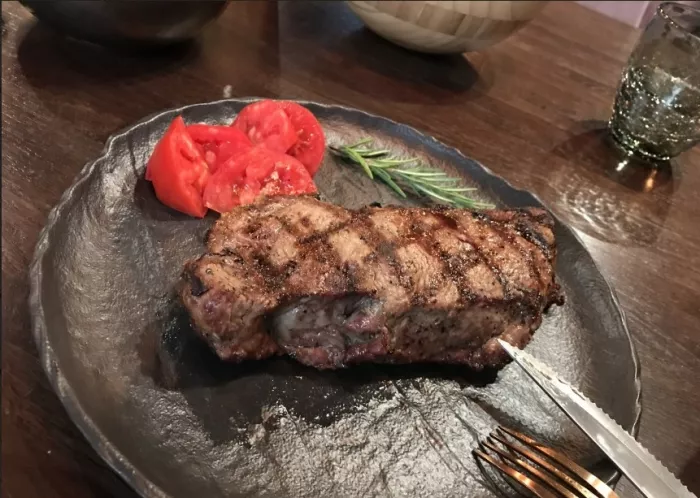 Городское кафе "BBQ Kitchen".