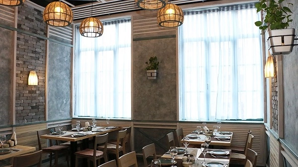 Ресторан армянской кухни "Lavash Restaurant" (Լավաշ ռեստորան).