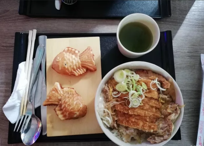 Кафе японской кухни "Nagoya".