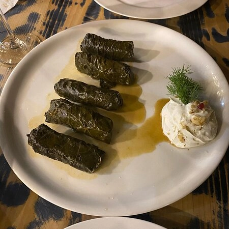 Ресторан армянской кухни "Долмама".