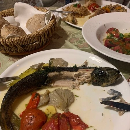 Ресторан армянской кухни "Долмама".