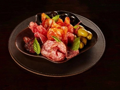 Рыбный ресторан "Каспийка".