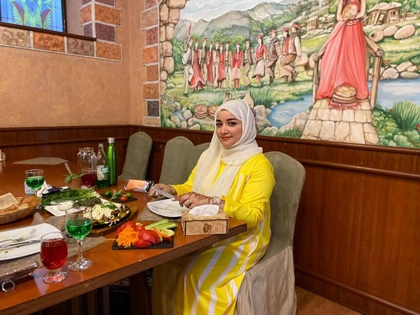 Ресторан "Гата Таверна" (Գաթա Պանդոկ).