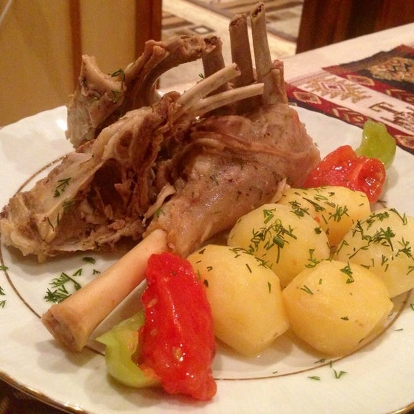 Ресторан армянской кухни "У Артуша".