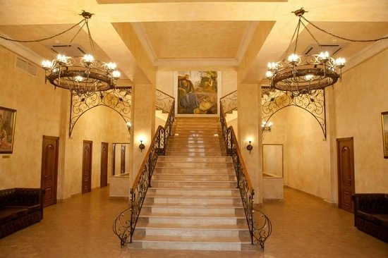 Ресторан "Кавказ".