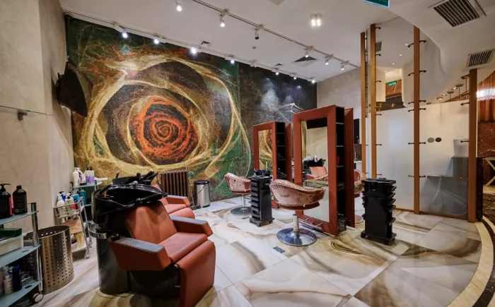 Салон красоты "RoseClinic".