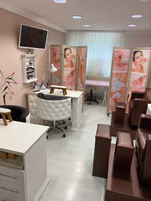 Парикмахерская "Diana Sheshur beauty club".