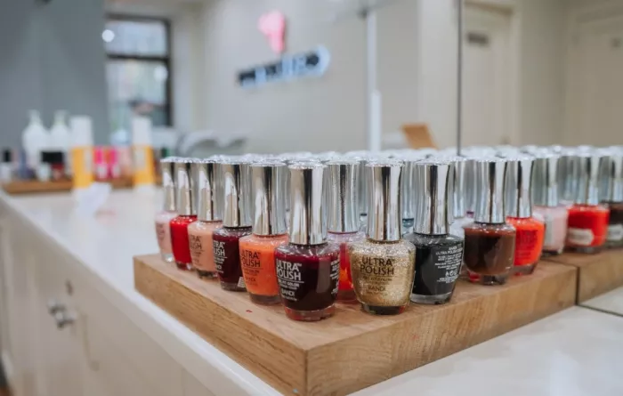 Салон укладки волос "Фен dry bar".