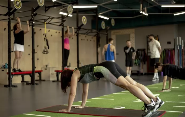 Спортивная секция "Hike Athletics".