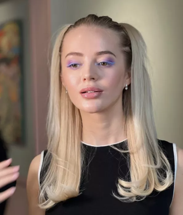 Салон укладки волос "Фен dry bar".