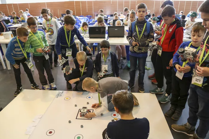 Центр робототехники "ROBOKUB"