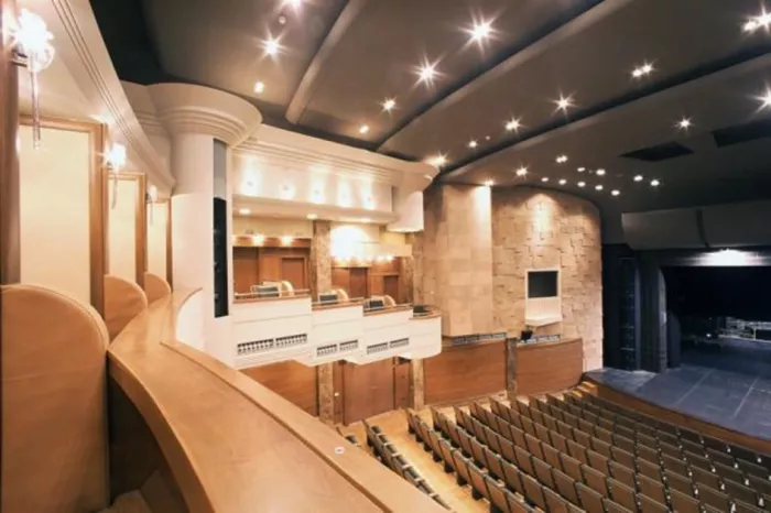 Madlenianum Opera and Theatre