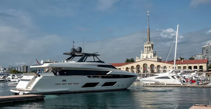  Яхт-клуб "Sochi Grand Marina by Burevestnik Group"