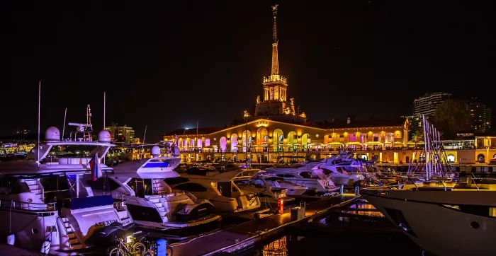 Яхт-клуб "Sochi Grand Marina by Burevestnik Group"