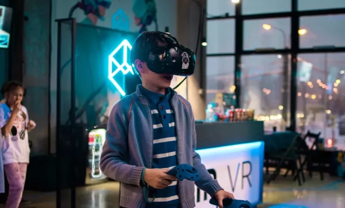 Парк виртуальной реальности "Mir Vr".