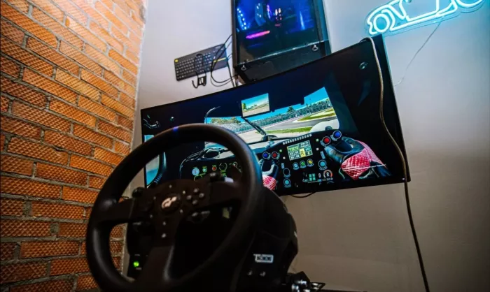 Парк виртуальной реальности "Mir Vr".