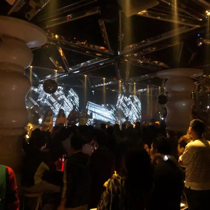  Клуб «Mix Club»