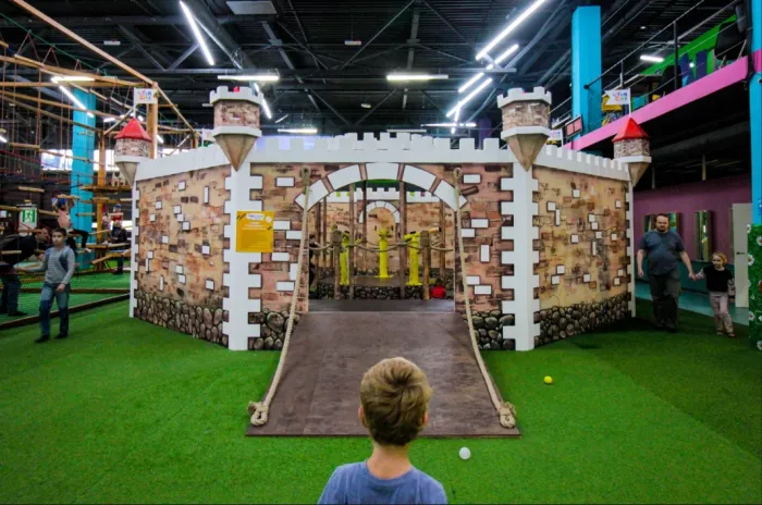 Ресто-парк семейного отдыха "Fun City".