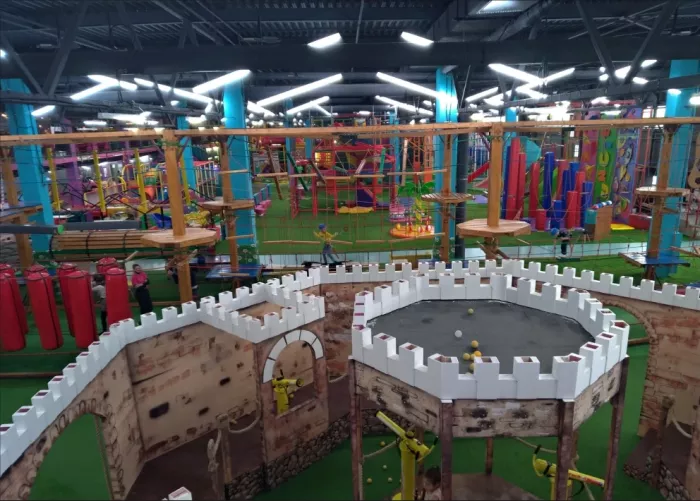 Ресто-парк семейного отдыха "Fun City".