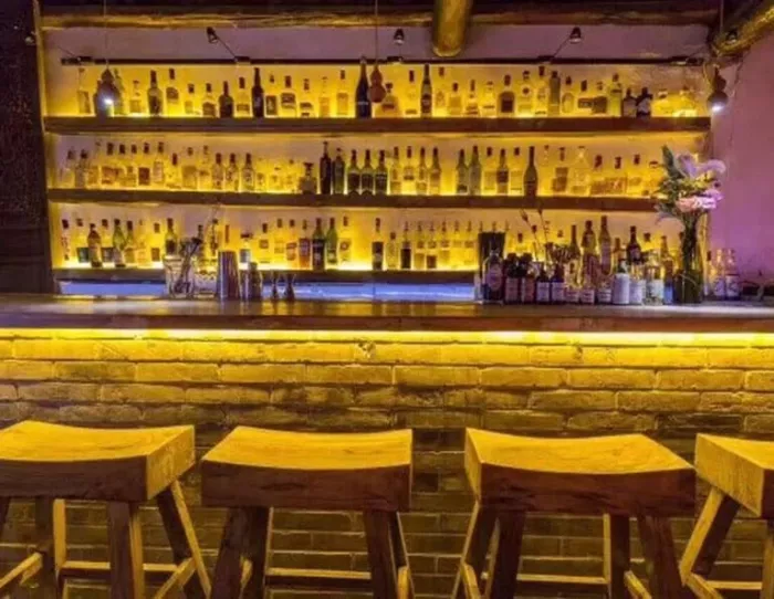 Бар «Fang Bar»