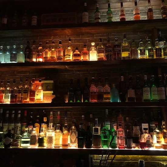 Бар «Fang Bar»