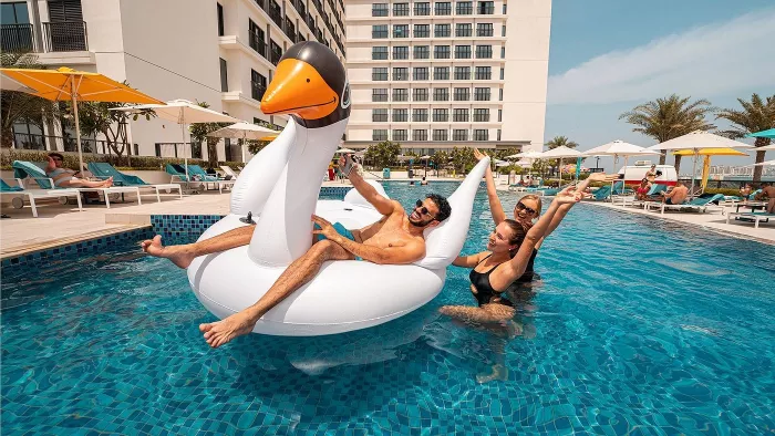 Отель "Rove La Mer Beach" 3*