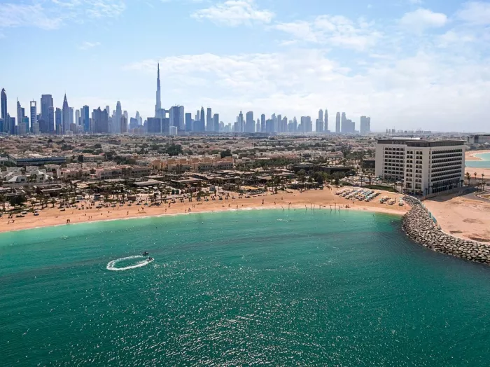 Отель "Rove La Mer Beach" 3*