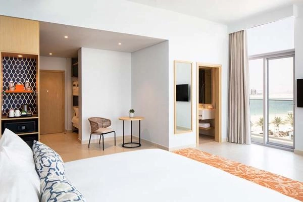 Отель "Centara Mirage Beach Resort Dubai" 4*