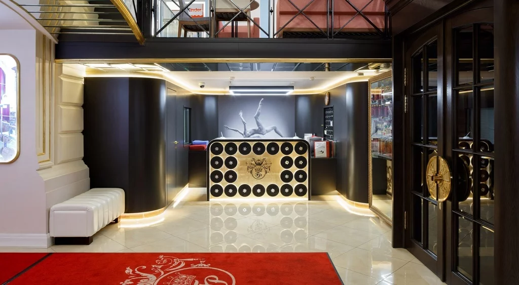 Фитнес-клуб "Fitness Palace"