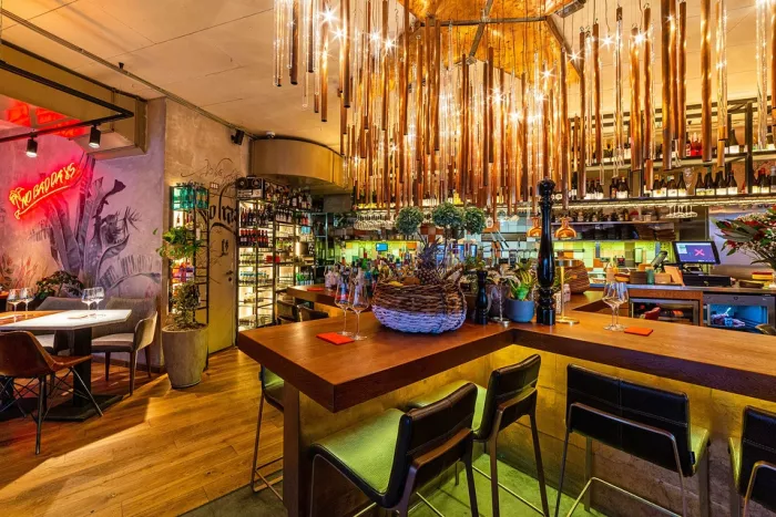 Бар «Ателье Tapas & Bar»
