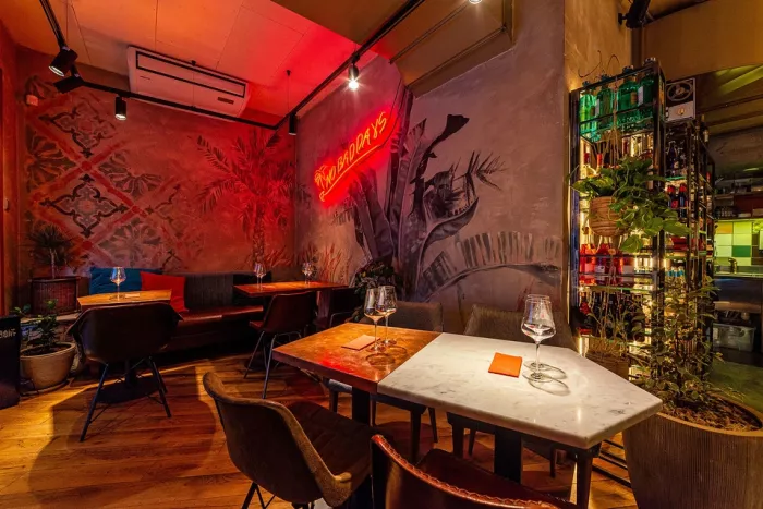Бар «Ателье Tapas & Bar»