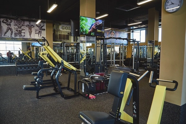 Спортивный зал в Ереване "Gold's Gym".