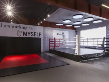 Оздоровительный центр "Orange Fitness Premium Club".