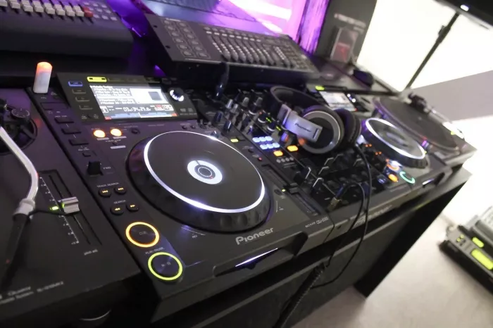 Школа диджеев "Clubmasters DJ"