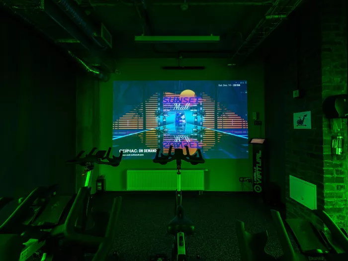 Фитнес-клуб "XFit"