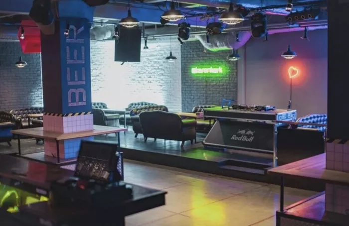 Бар "BIZI MOSCOW"