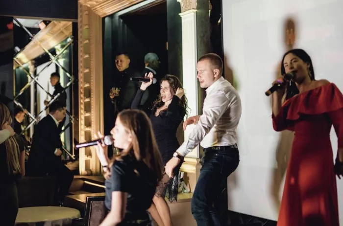 Караоке-клуб "Hamilton Lounge Bar"