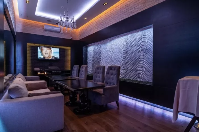 Караоке-клуб "Hamilton Lounge Bar"