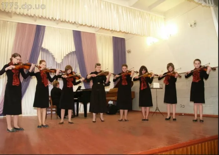  Детская музыкальная школа им. С. С. Ляховицкой