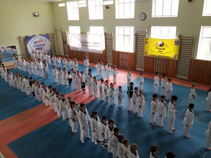Спортивный комплекс «Динамо спорт 161» на ул. Днепропетровская, 14
